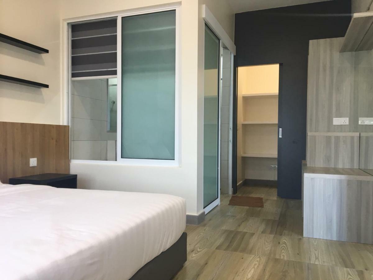 Pm Octagon & 1 * Ipoh