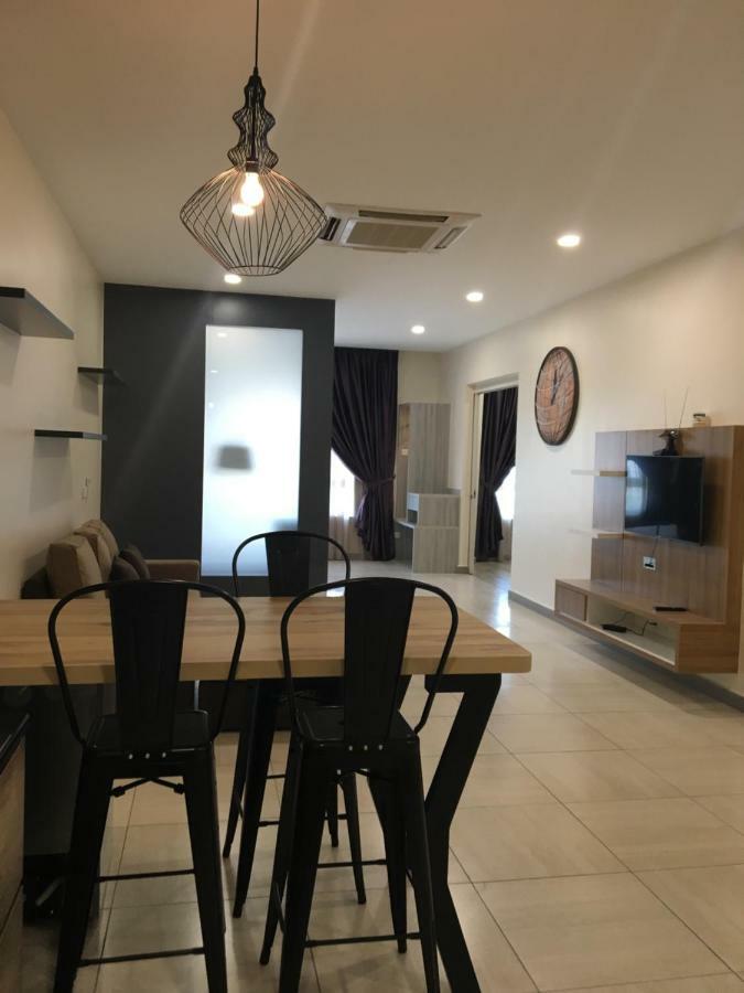 Pm Octagon & 1 Homestay